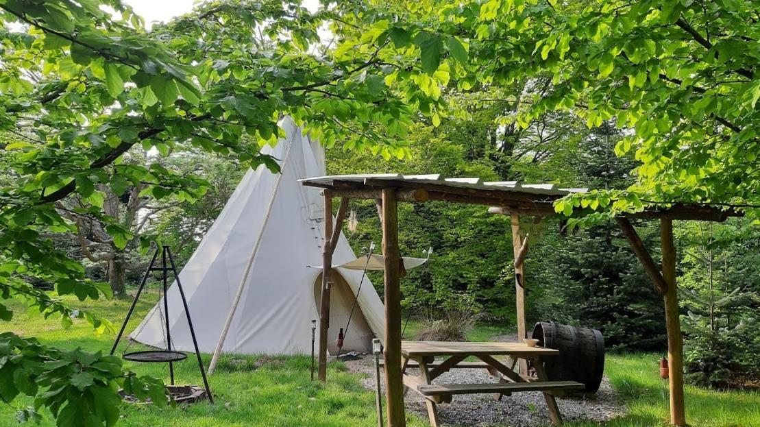 Levaltipis Hotel Saint-Gatien-des-Bois Exterior photo